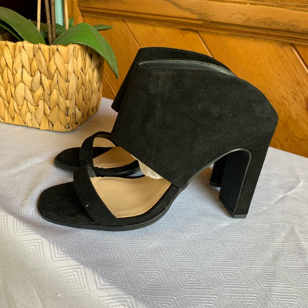 COPY - 42 Gold Black Strap Mule NWT